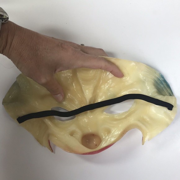 Creepy Clown Halloween Mask and Rainbow Wig - Picture 6 of 7